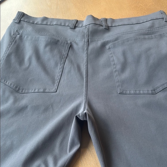 Callaway Gray Dress Pants with Smooth Fabric and Straight Leg Cut - Picture 5 of 7